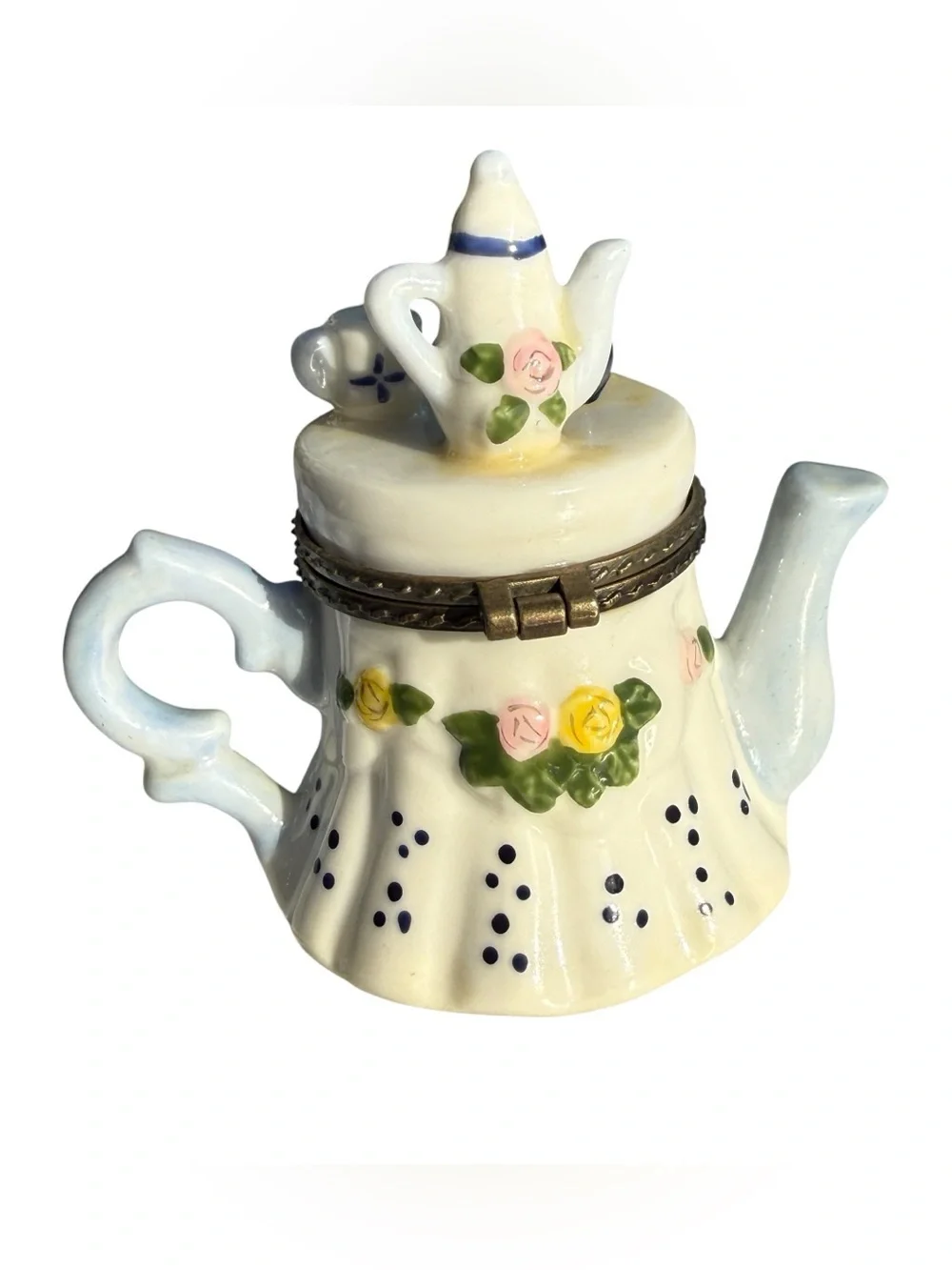 Vintage Teapot Trinket Box Porcelain Hinged Jewelry Box Tea Party Cottagecore 4”